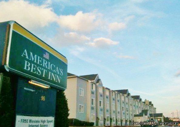 America'S Inn - Бирмингем Экстерьер фото